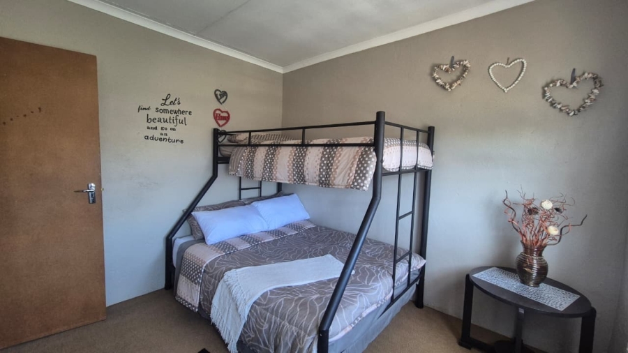 3 Bedroom Property for Sale in Country Club Western Cape